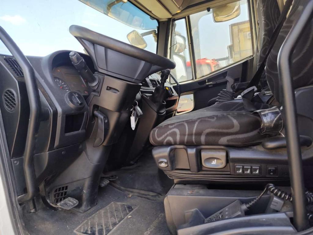 Iveco EUROCARGO 180-320 Foto 10
