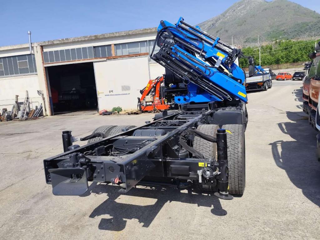 Iveco EUROCARGO 180-320 Foto 18