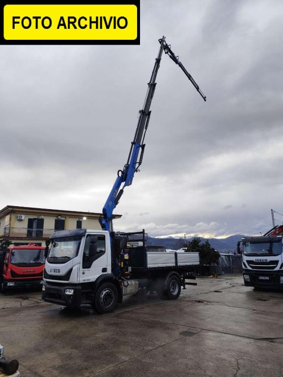 Iveco EUROCARGO 180-320 Foto 2