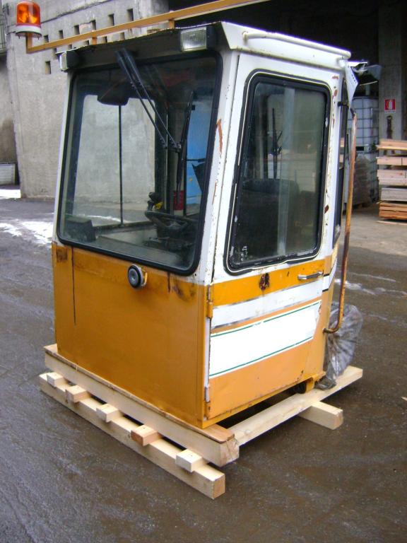 Cabina para Liebherr Serie 500 Foto 1
