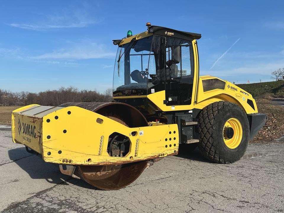 Bomag BW216 DH-5 Foto 1