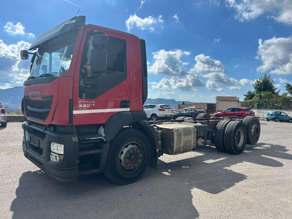Iveco STRALIS HI-STREET 260S31 Foto 4