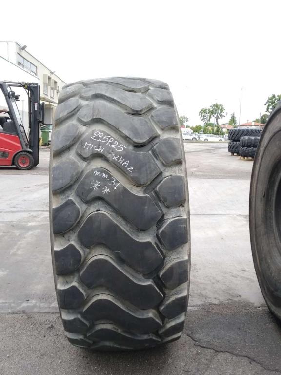 Michelin 29.5 R 25 Foto 1