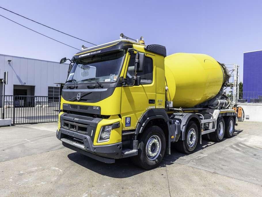 Volvo FMX 370 + LIEBHERR 10 m3 Foto 1