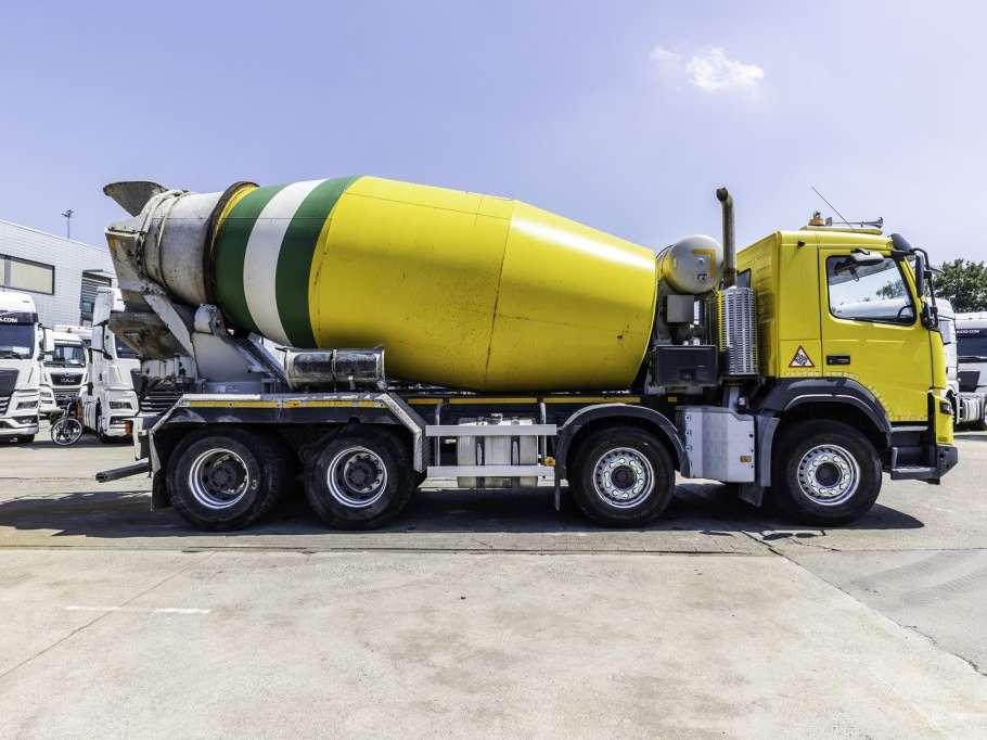 Volvo FMX 370 + LIEBHERR 10 m3 Foto 3