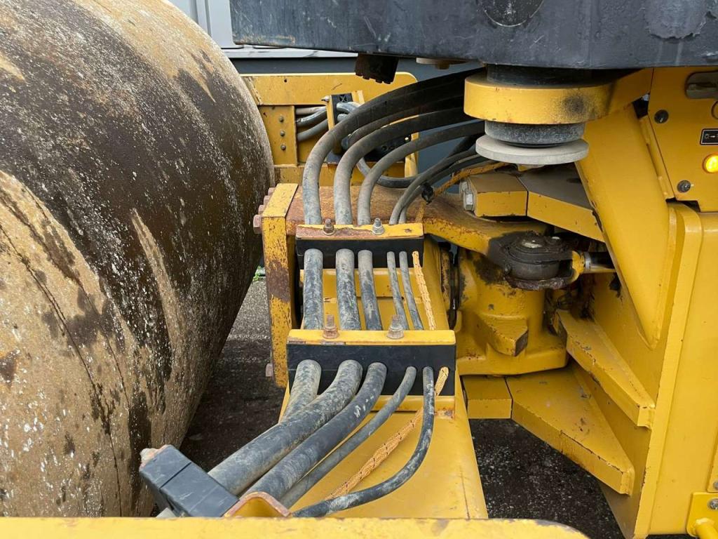 Caterpillar CS66 B Foto 10