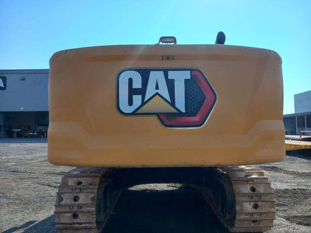 Caterpillar 350 (Abu Dhabi) Foto 3