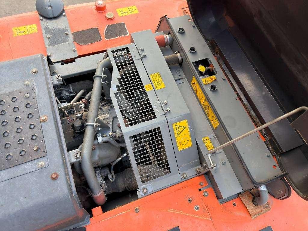 Hitachi ZX250LC-5B Long reach Foto 23