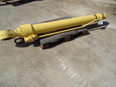 Pistón para excavadora (stick) para New Holland 385B vendida por OLM 90 Srl