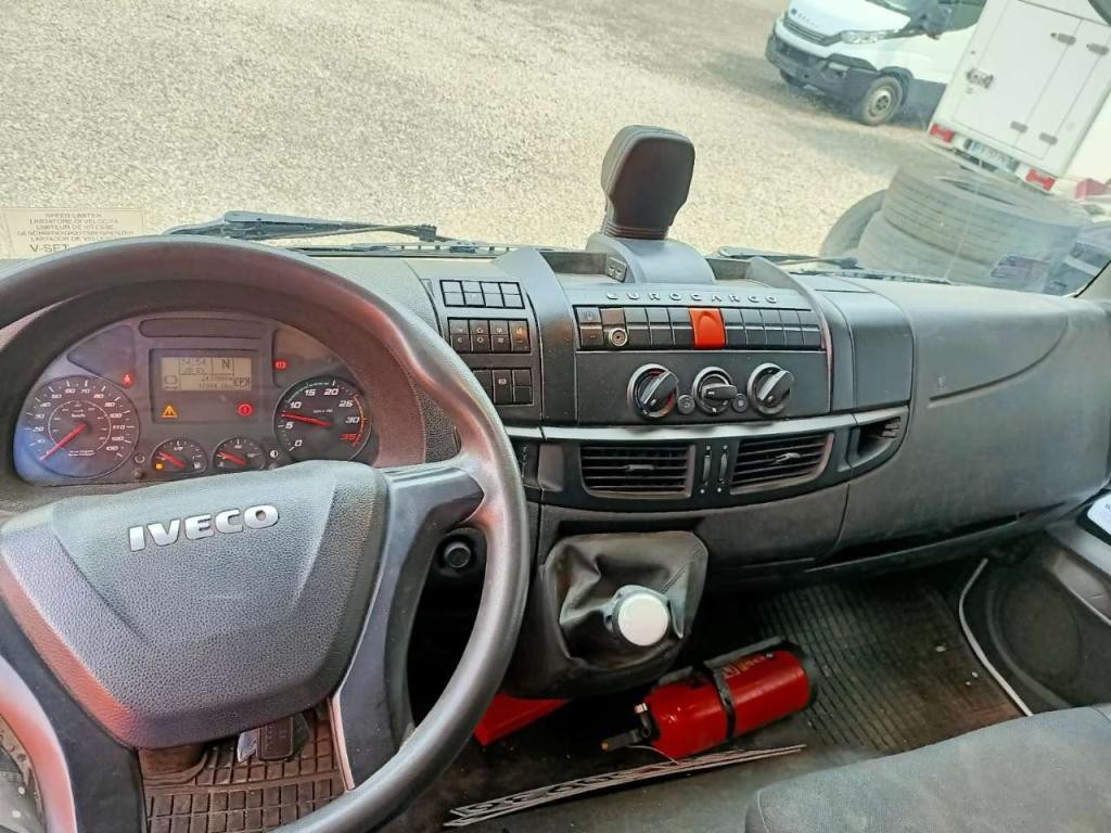 Iveco EUROCARGO 120-190L Foto 6