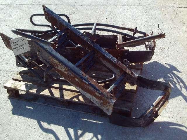 Escalera para New Holland W270B Foto 3