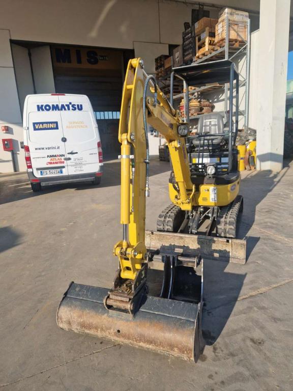 Komatsu PC16R-3HS Foto 4