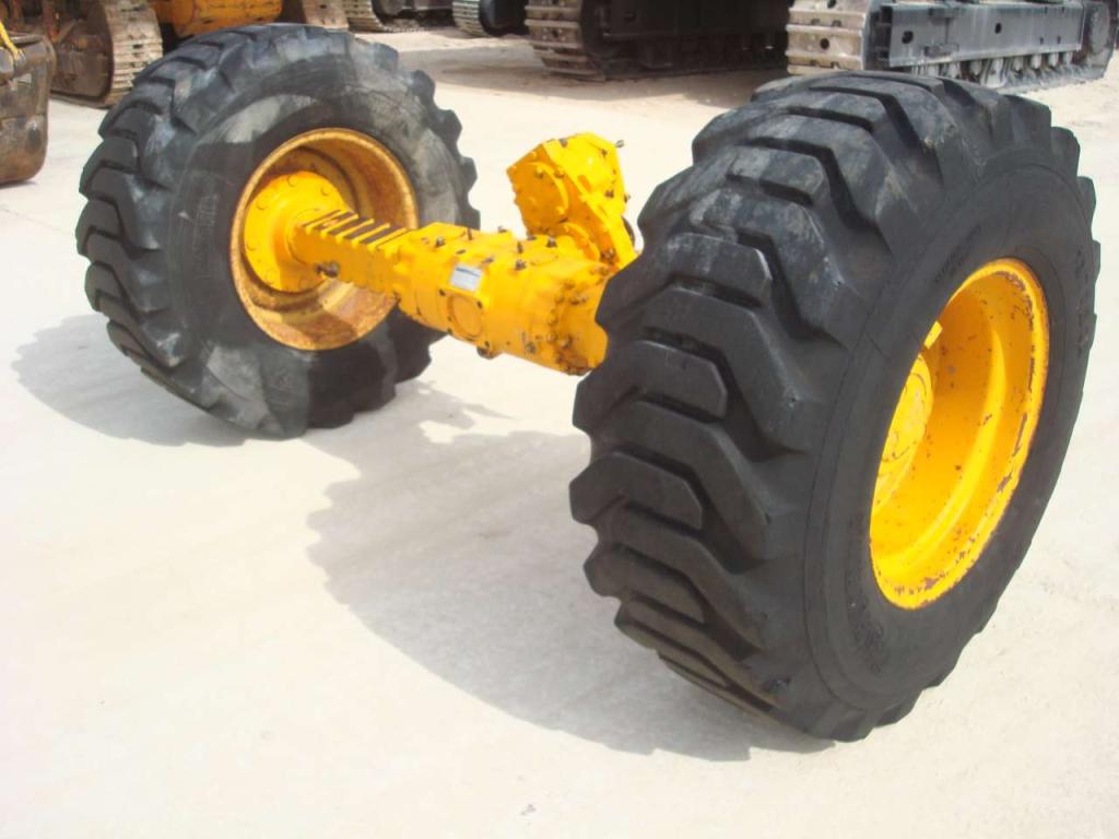 Eje delantero para per Muletto Mecalac 8CXI Foto 1