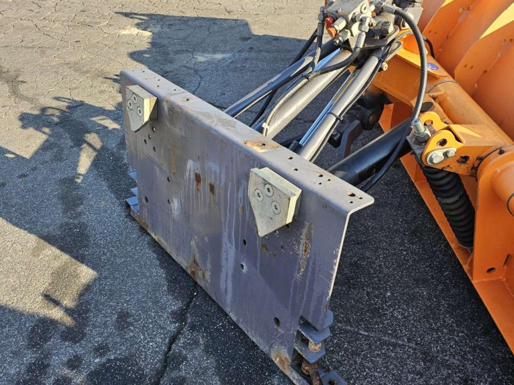 Bucher LM32 Foto 8