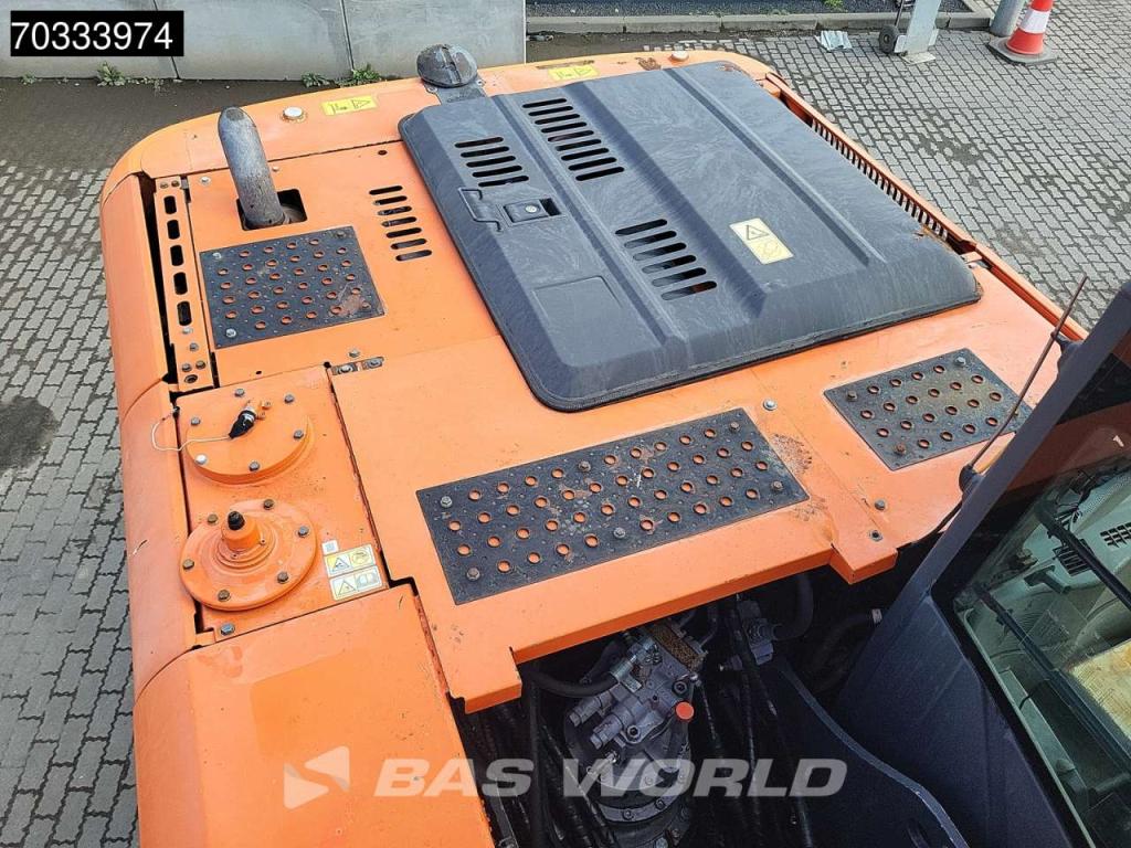 Hitachi ZX210W -3 Foto 11