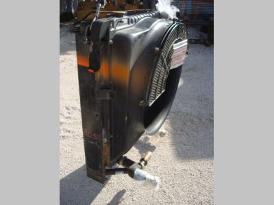Enfriador de aceite hidráulico para Fiat Hitachi EX 215 vendida por OLM 90 Srl
