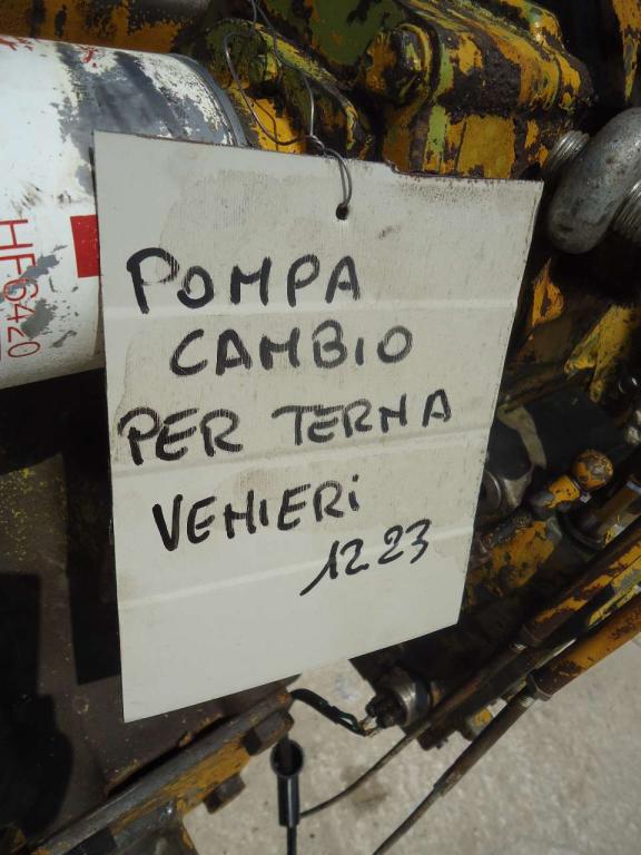 Bomba hidráulica de transmisión para Venieri 12.23 Foto 3