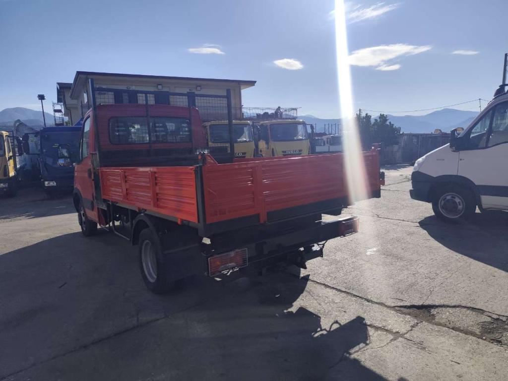 Iveco DAILY 35C13 Foto 11
