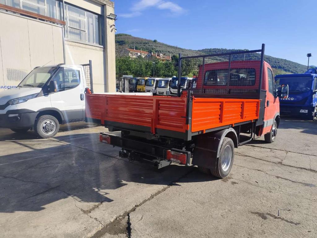 Iveco DAILY 35C13 Foto 15
