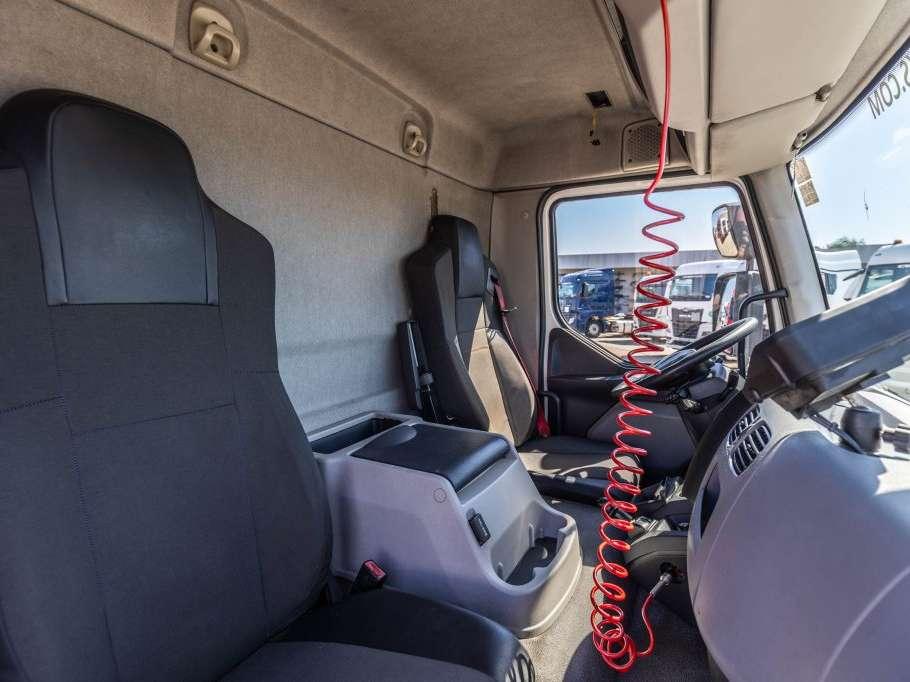 Renault D 18 250 DXI + DHOLLANDIA 1.5T. Foto 14