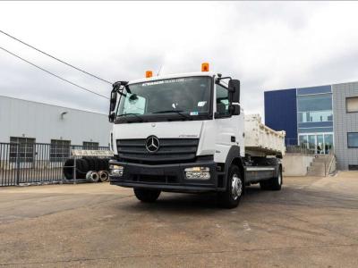 Mercedes-Benz ATEGO 1624 L + HIAB Foto 1