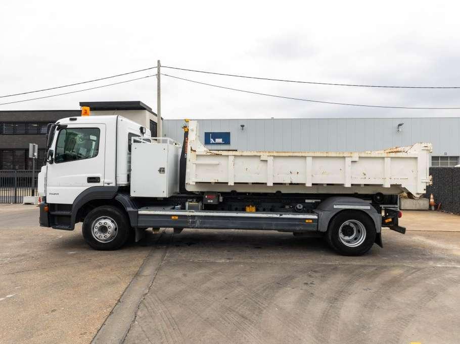 Mercedes-Benz ATEGO 1624 L + HIAB Foto 8