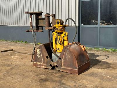 HGT Clamshel CW30 DCS 4 vendida por Big Machinery