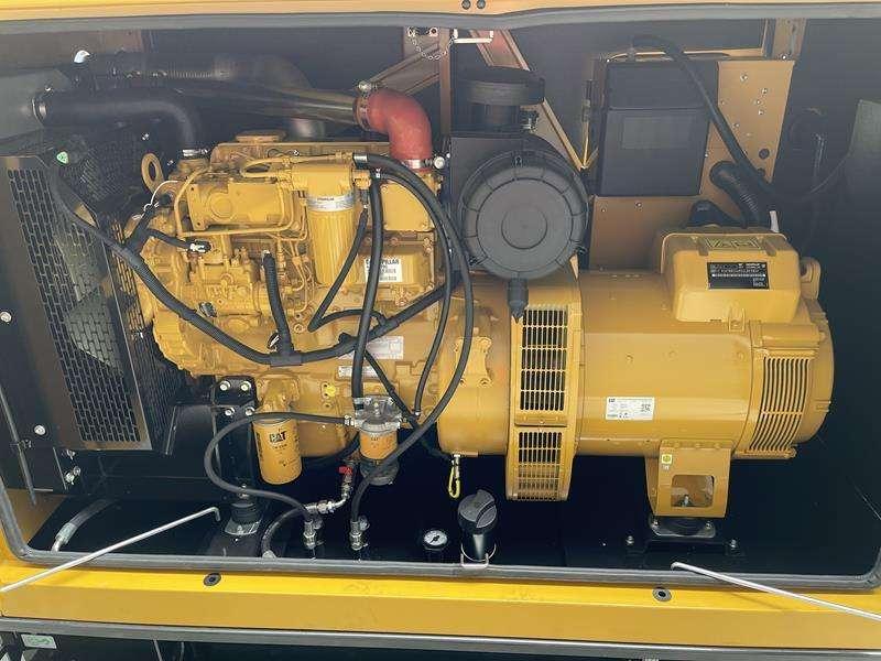 Caterpillar DE 110 E 2 Foto 4