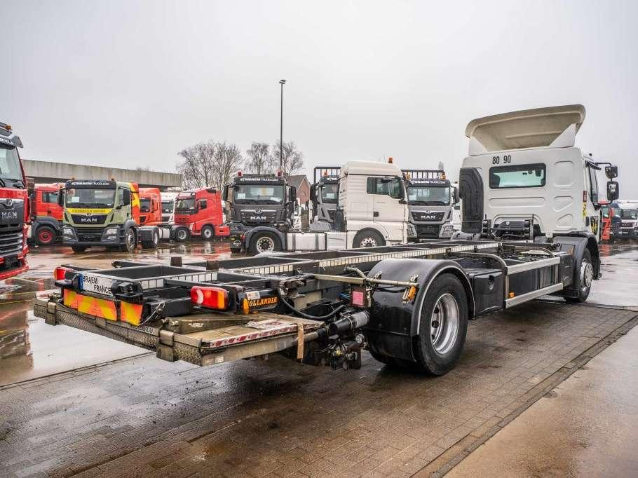 Renault D19 320 DXI + DHOLLANDIA Foto 4