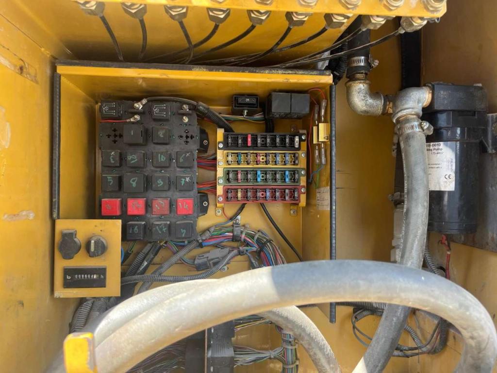 Caterpillar 312 Foto 8