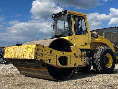 Bomag BW219DH vendida por Omeco Spa