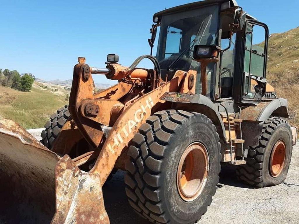 Hitachi ZW140 Foto 5
