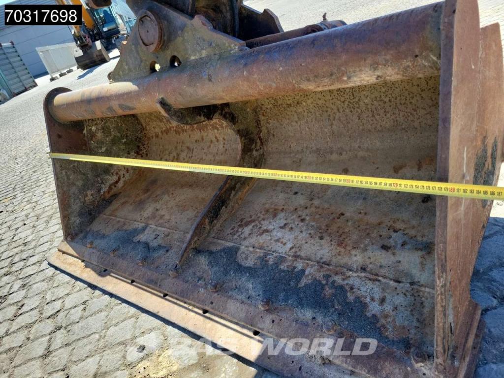 Volvo EWR150 E Outriggers + Blade Foto 17