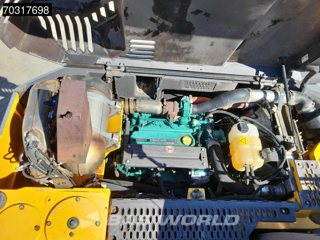 Volvo EWR150 E Outriggers + Blade Foto 20