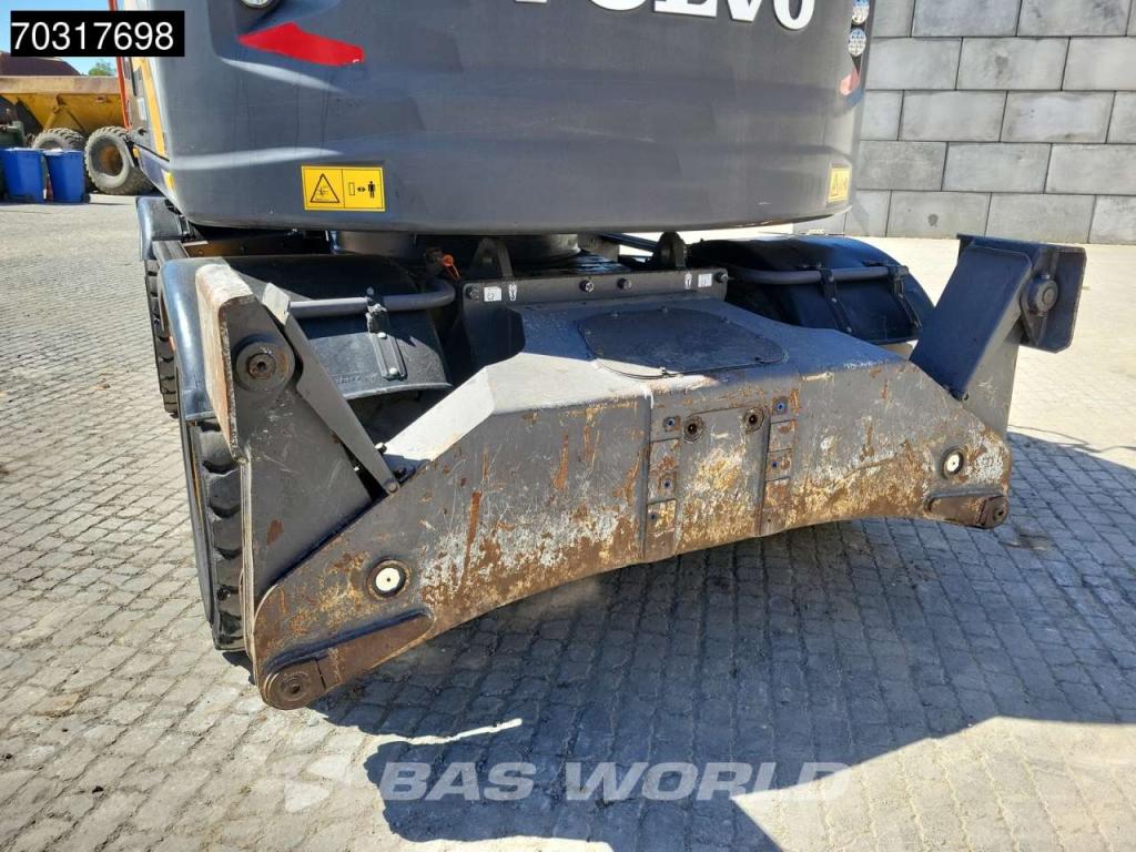 Volvo EWR150 E Outriggers + Blade Foto 28