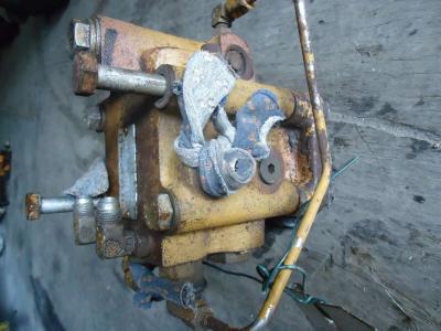 Distribuidor de dirección para Fiat Allis FL10E - FL14E - FL175 - FL145 - FD175 - CODICE 79096196 - 79083371 vendida por OLM 90 Srl