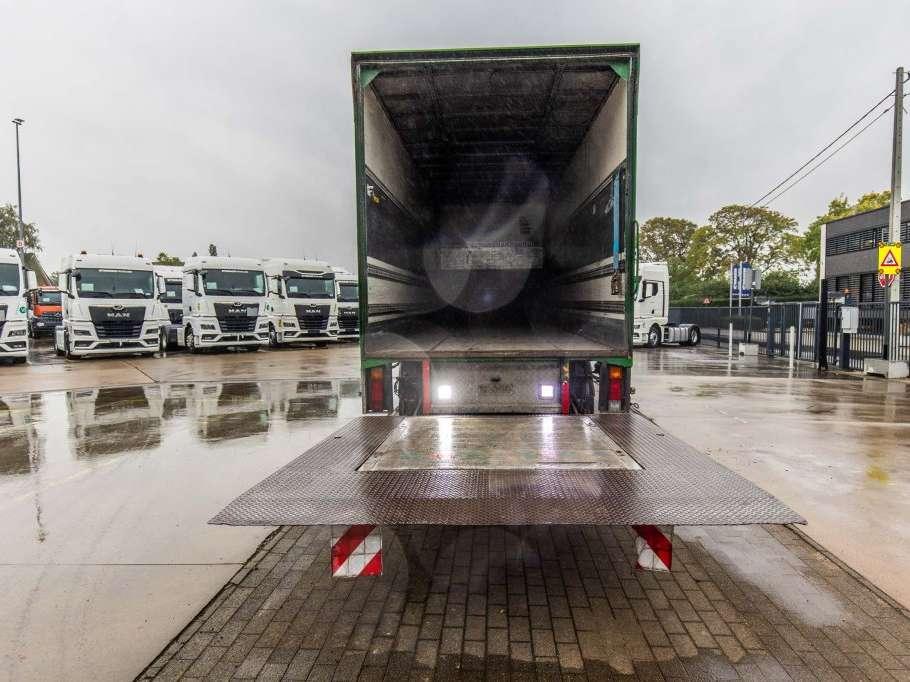 Mercedes-Benz AXOR 1829 L+DHOLLANDIA 3T. Foto 10