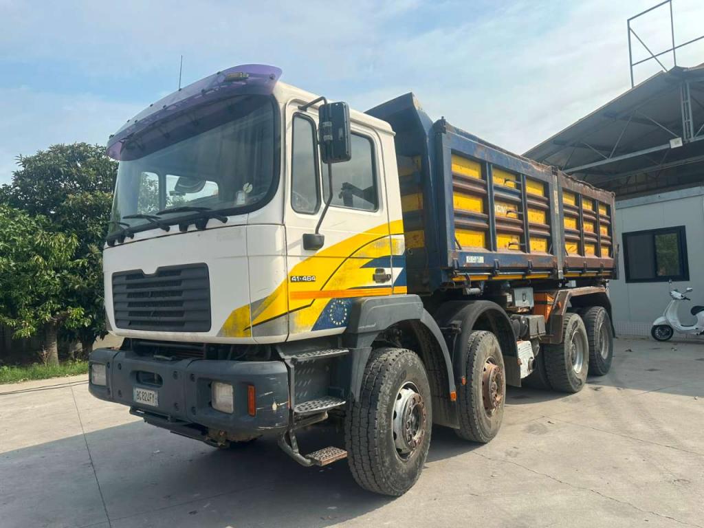 Man 41 464 Foto 1