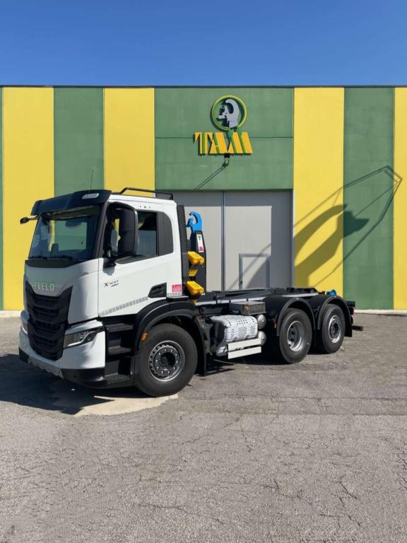 Iveco STRALIS X-WAY AD280X50 YPS Foto 1