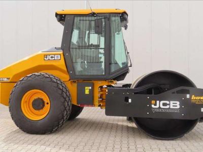 JCB VM118D vendida por Bove Verhuur & Verkoop