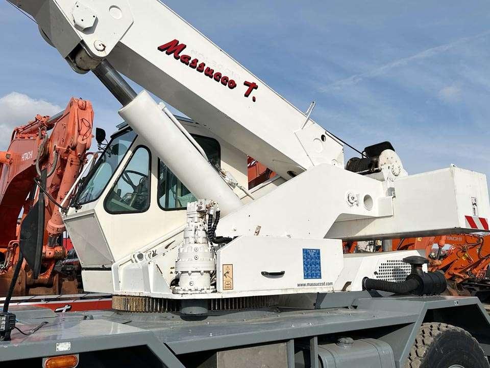 Terex A300 4x4 Foto 6