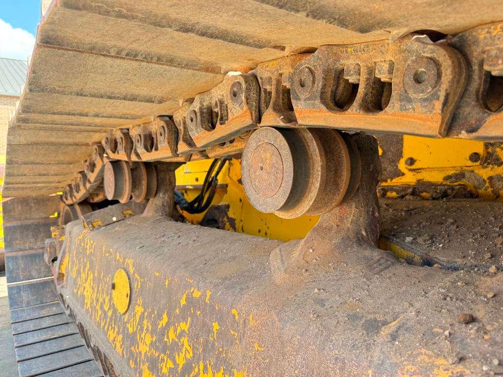 Komatsu D61PX-24 - Ripper Valve / Camera Foto 19