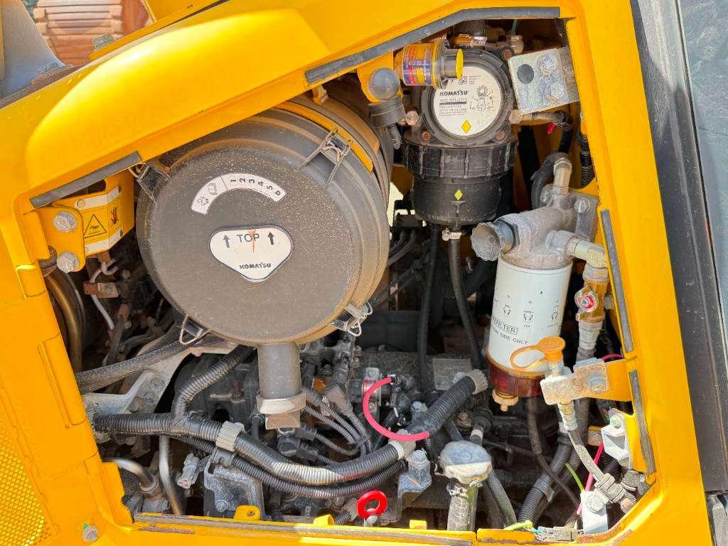 Komatsu D61PX-24 - Ripper Valve / Camera Foto 21