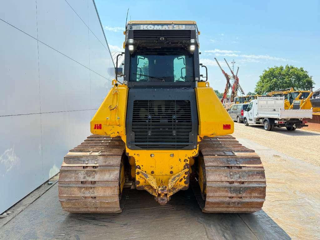 Komatsu D61PX-24 - Ripper Valve / Camera Foto 4