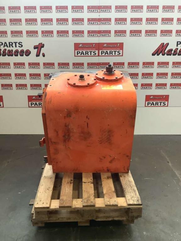Depósito para aceite para Fiat Hitachi EX 235 Foto 1