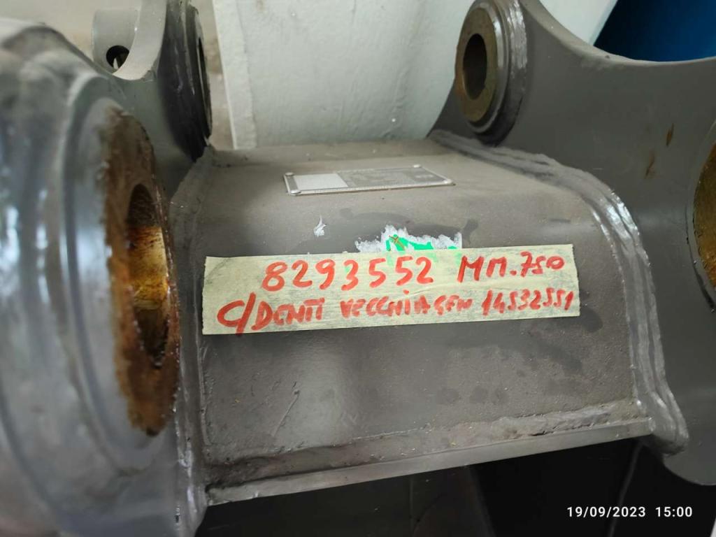 Volvo 750 Foto 4