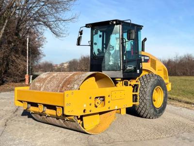 Caterpillar CS54B vendida por Massucco T. Srl
