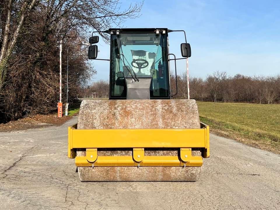Caterpillar CS54B Foto 15