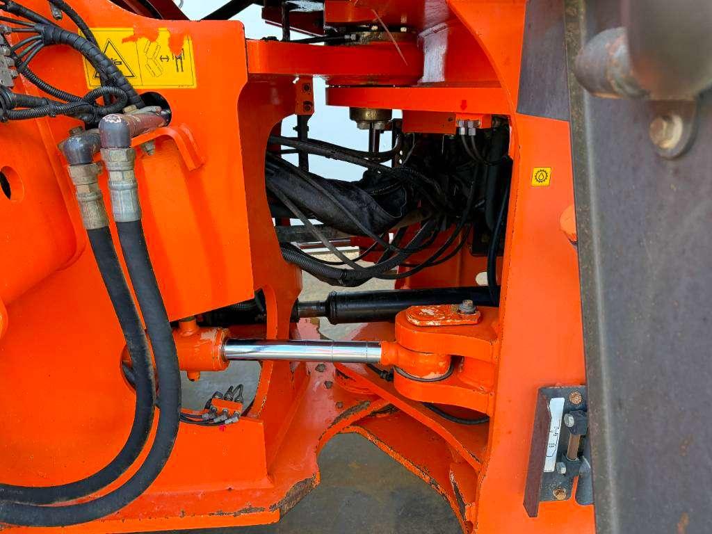 Hitachi ZW250-6 - CDC / 3rd Function / Auto Greasing Foto 19