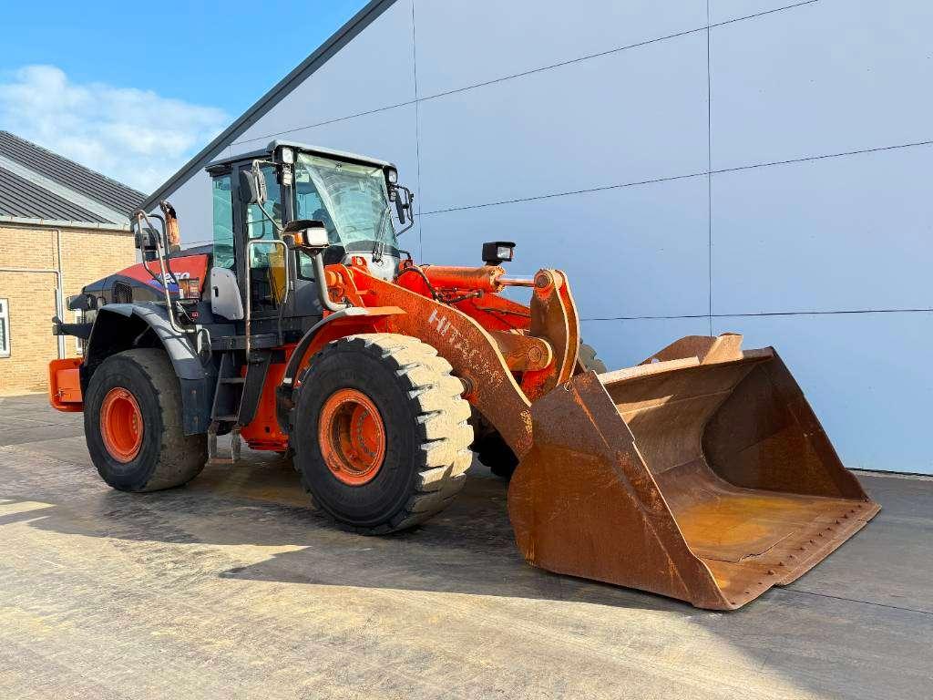 Hitachi ZW250-6 - CDC / 3rd Function / Auto Greasing Foto 7